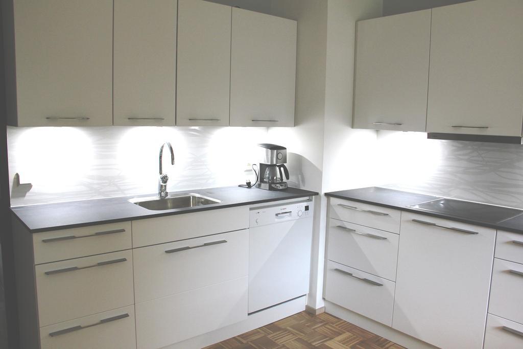 Apartment White Orchidea Helsinki Bilik gambar